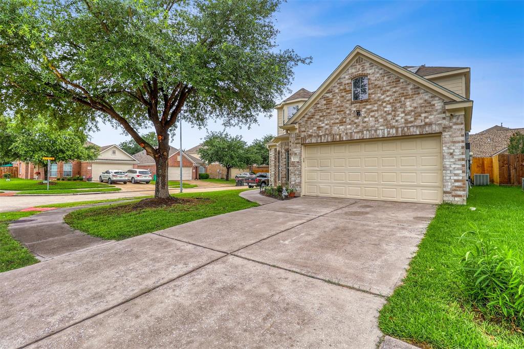 12223 Hawthorne Hill Circle, Humble, Texas image 41