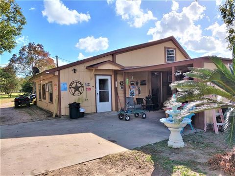 Single Family Residence in East Bernard TX 723 CR 289.jpg