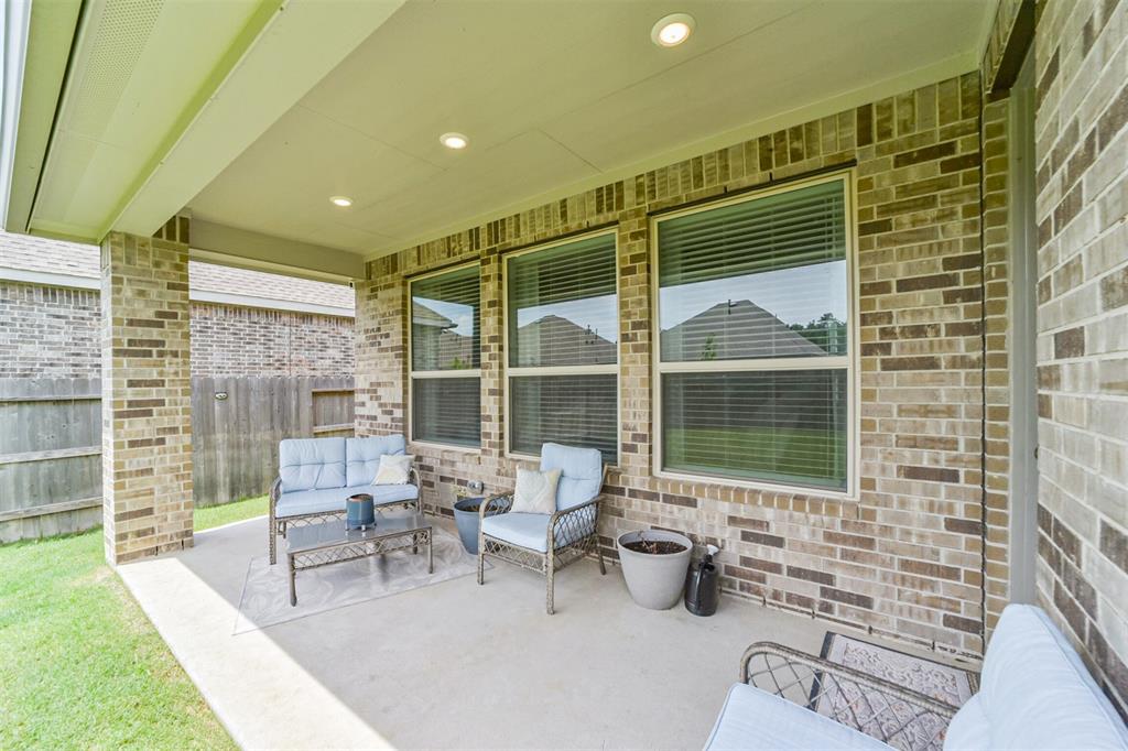 17750 Misty Brook Lane, Conroe, Texas image 31