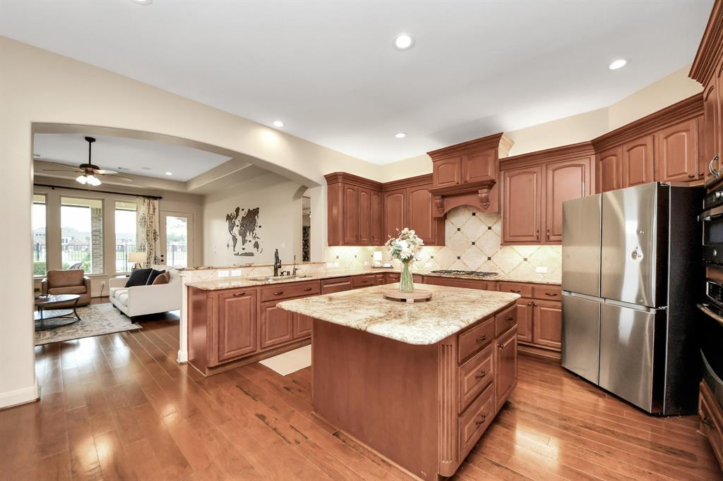 11415 Stonecreek Bend Lane, Cypress, Texas image 16