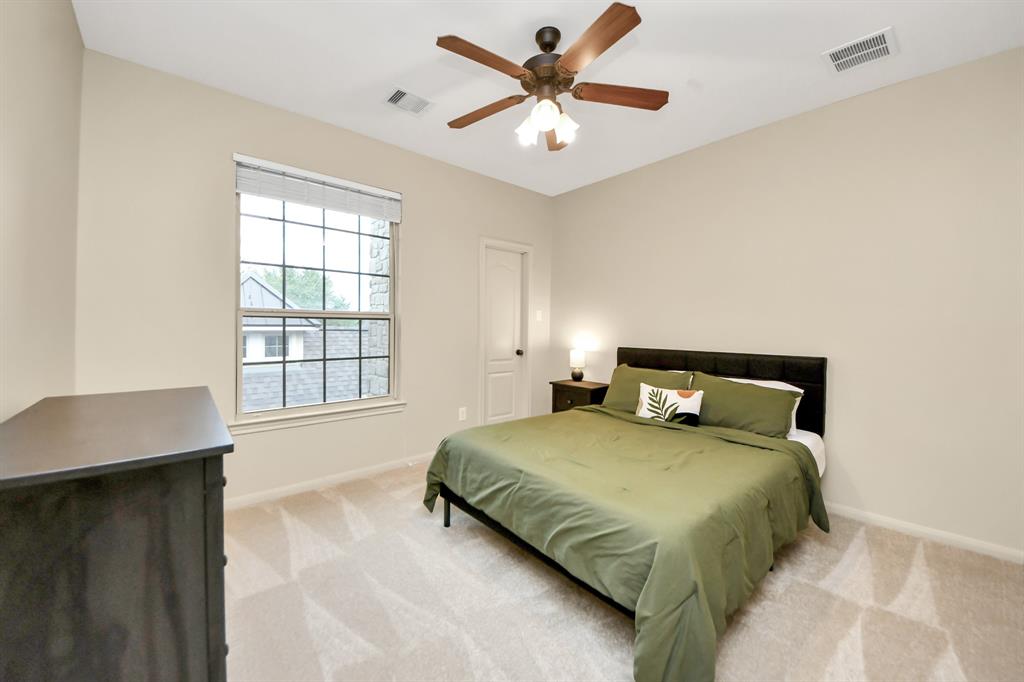 11415 Stonecreek Bend Lane, Cypress, Texas image 34