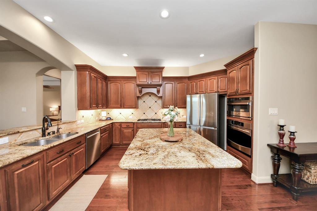 11415 Stonecreek Bend Lane, Cypress, Texas image 15