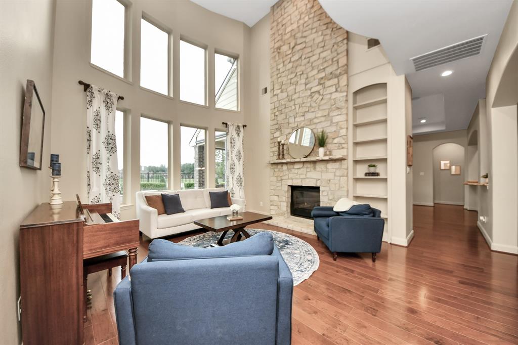 11415 Stonecreek Bend Lane, Cypress, Texas image 7