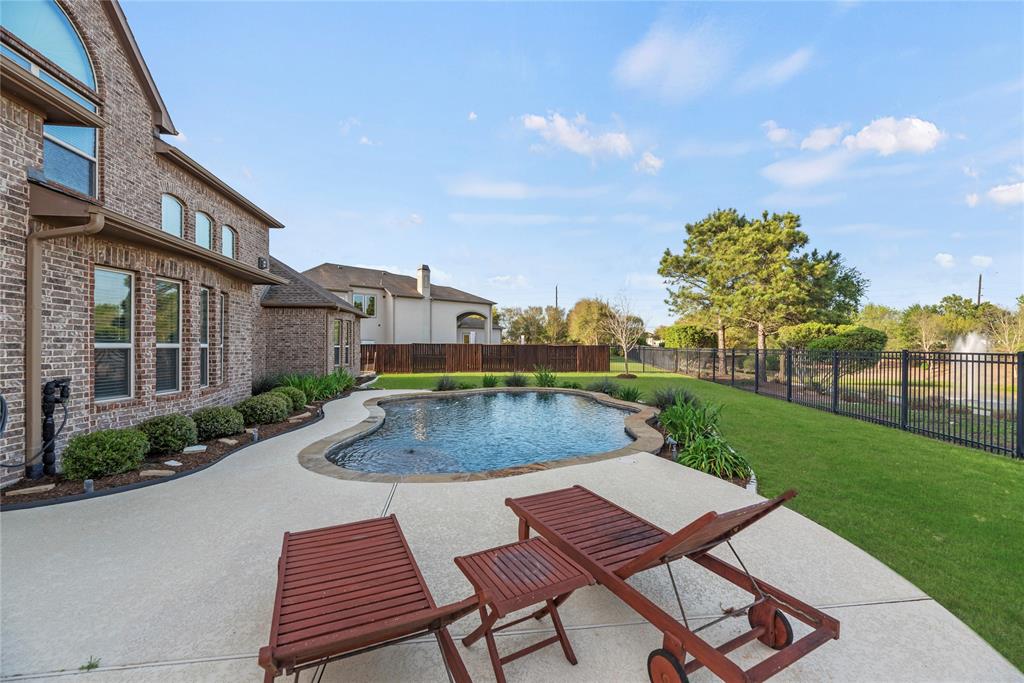2410 Legends Way, Katy, Texas image 7