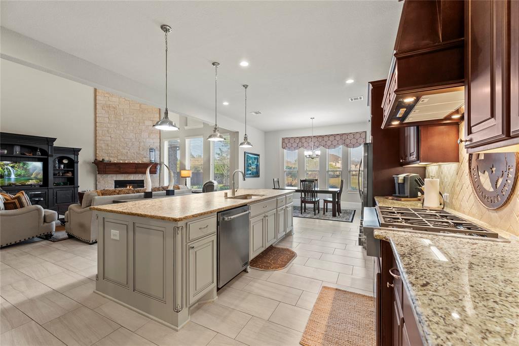 2410 Legends Way, Katy, Texas image 19