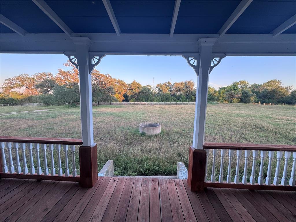 6346 Sand Rock Rd, La Grange, Texas image 4