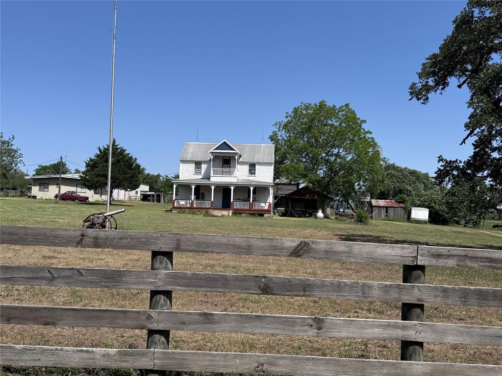 6346 Sand Rock Rd, La Grange, Texas image 10