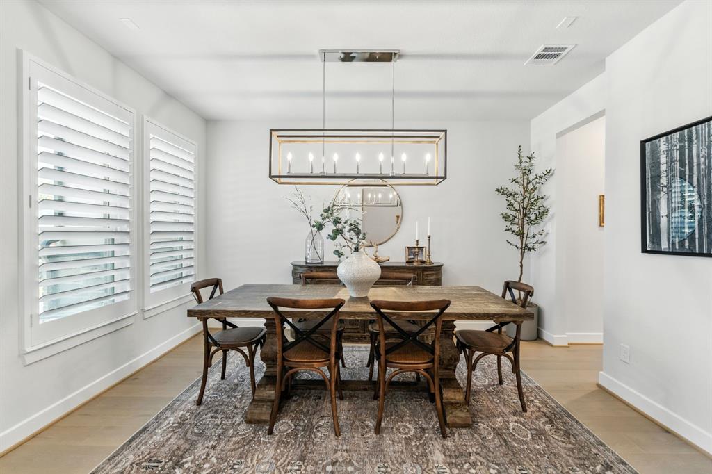 24 Mariposa Woods Drive