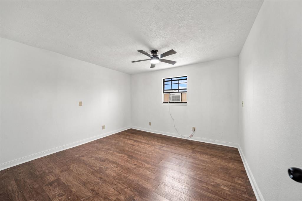 101 Dana Drive, Highlands, Texas image 15