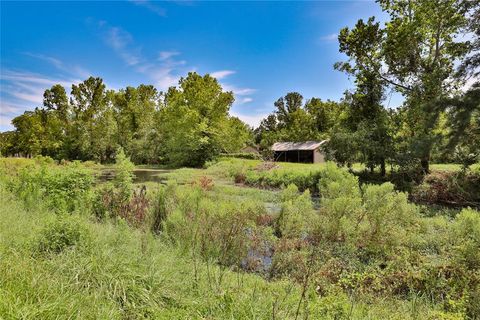 A home in Brazoria