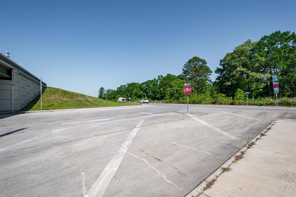 00 Forest Drive, New Caney, Texas image 8