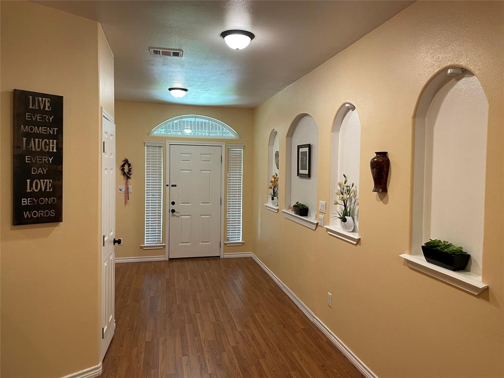 157 April Waters Drive W