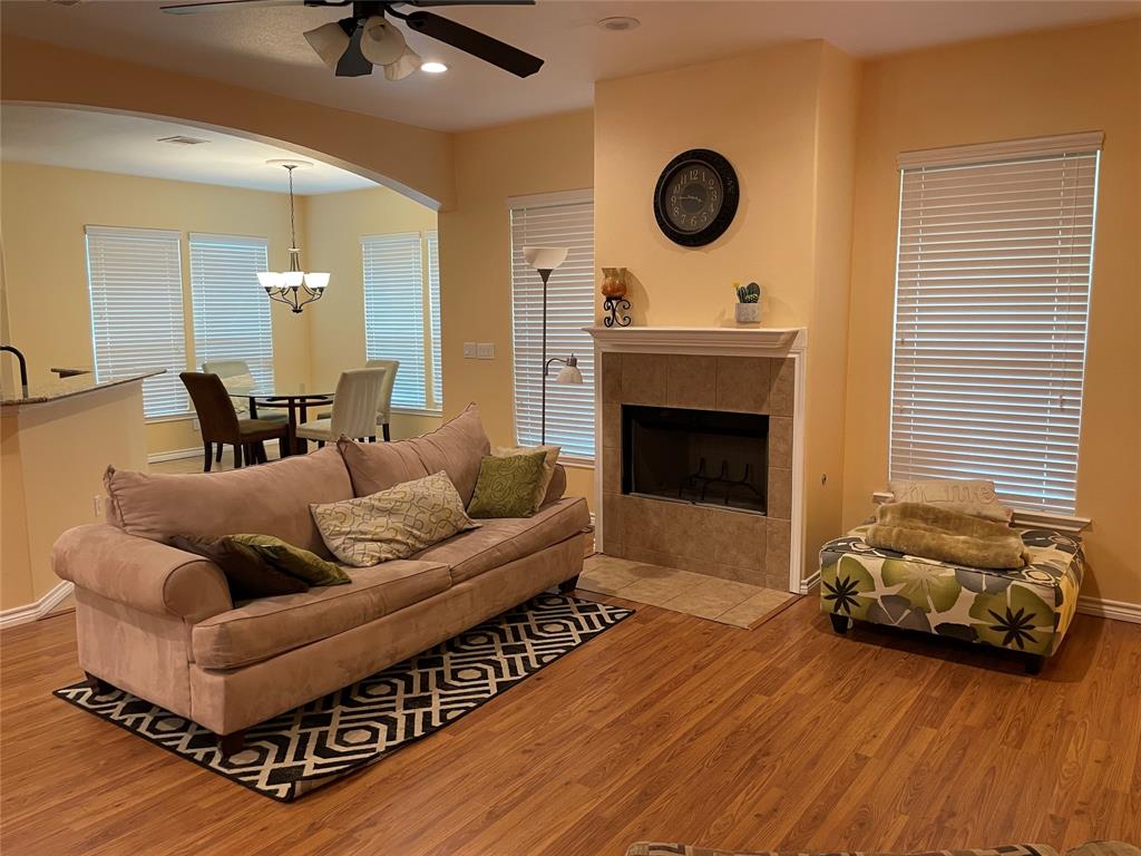 157 April Waters Drive W