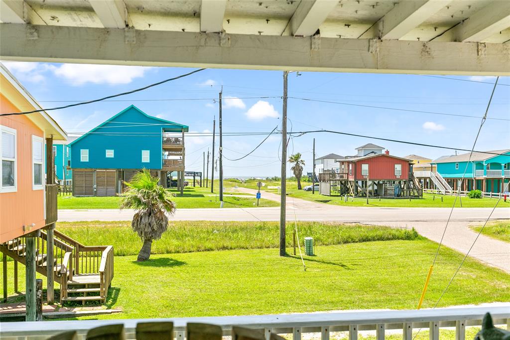 206 Beachcomber Avenue