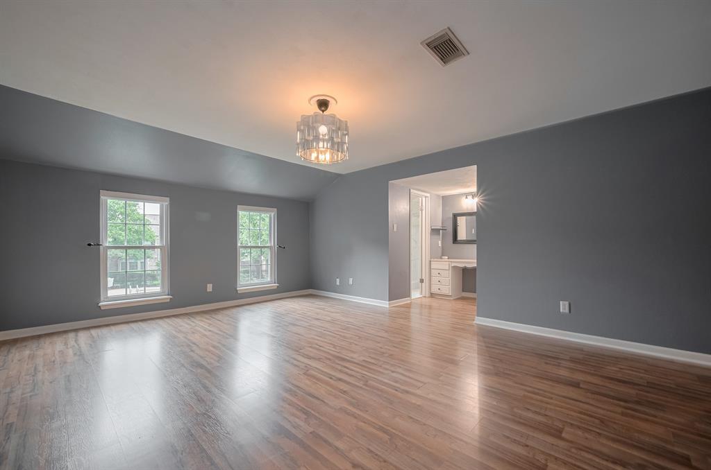 836 Wax Myrtle Lane, Houston, Texas image 26