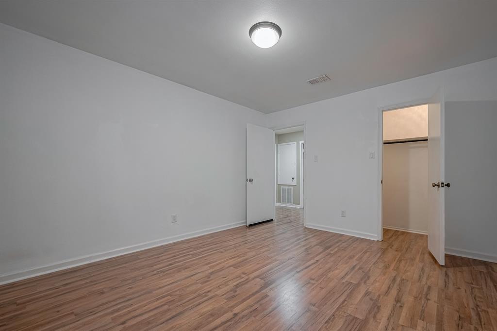 836 Wax Myrtle Lane, Houston, Texas image 19