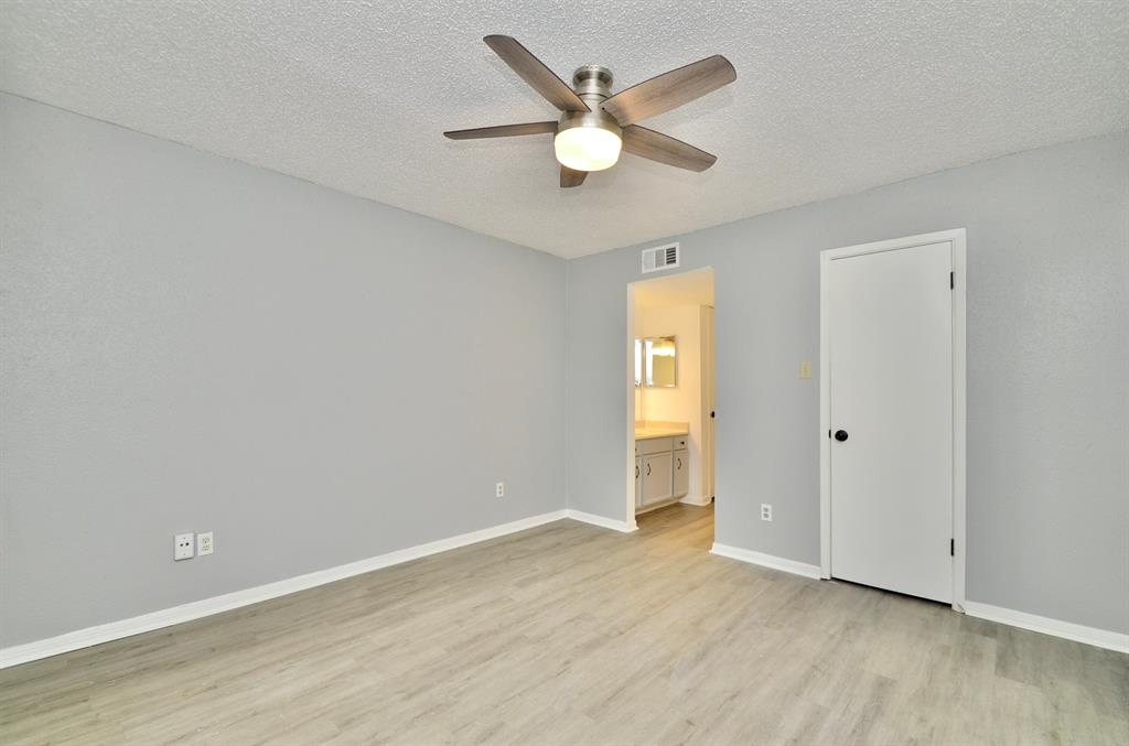 1516 Bay Area Boulevard #C6, Houston, Texas image 13
