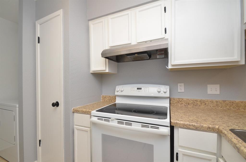 1516 Bay Area Boulevard #C6, Houston, Texas image 12