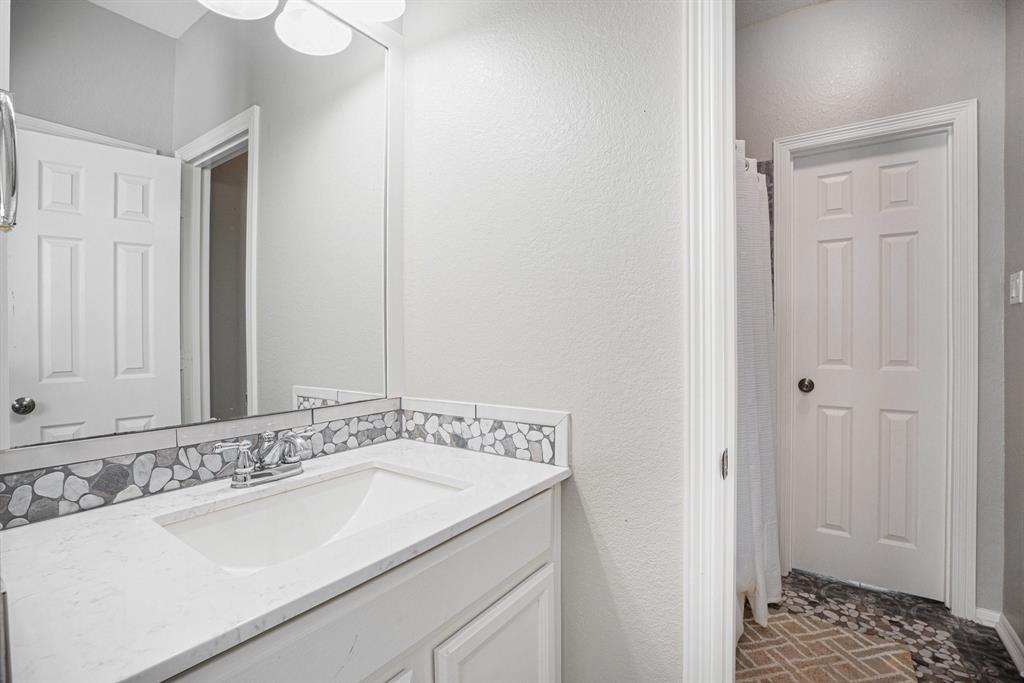 3318 King George Lane, Friendswood, Texas image 32