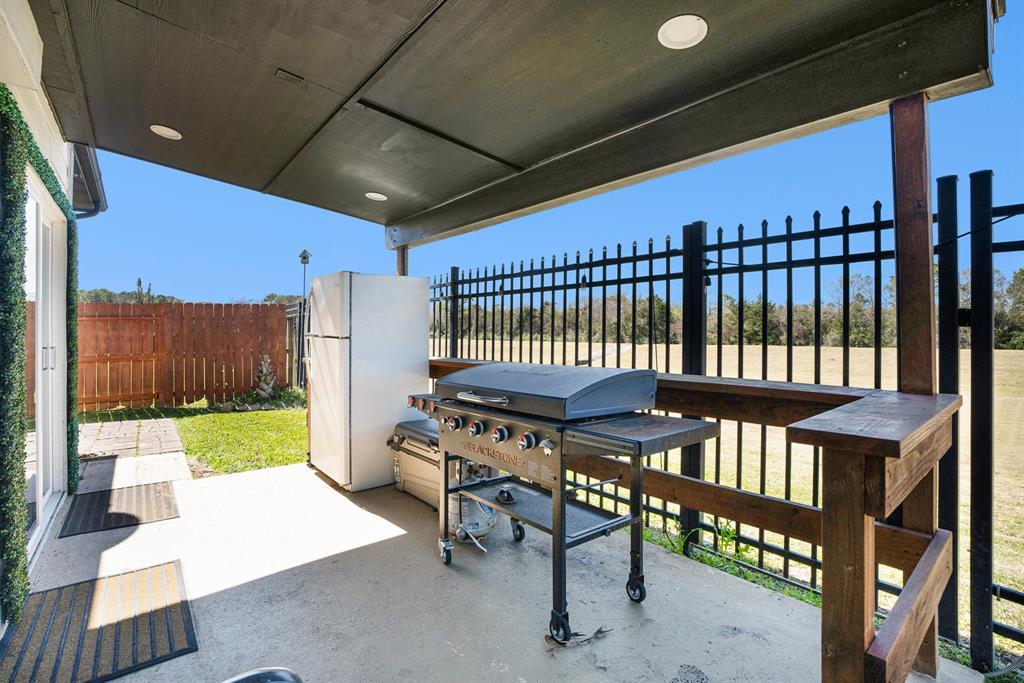 3318 King George Lane, Friendswood, Texas image 50