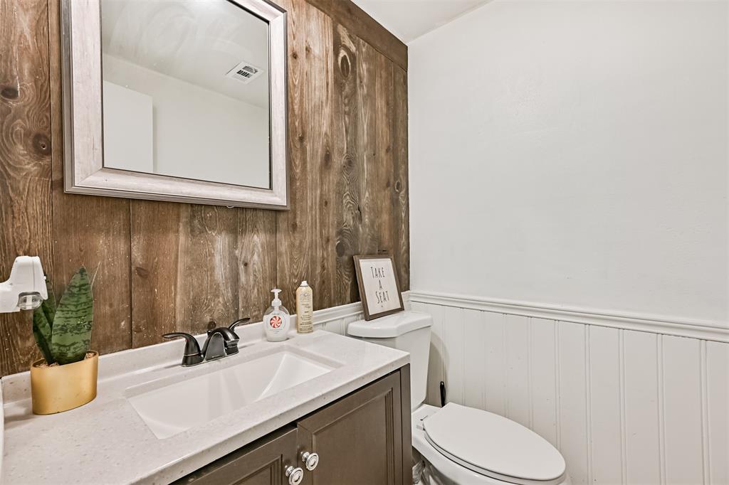 1411 Bayou Glen Drive, La Porte, Texas image 9