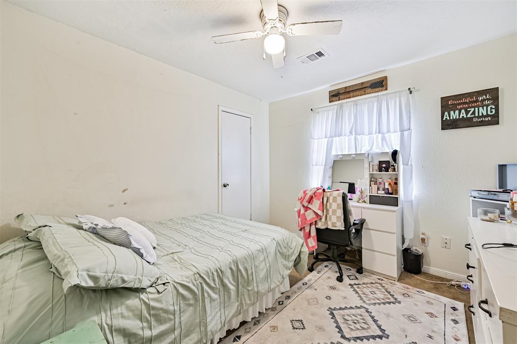 1411 Bayou Glen Drive, La Porte, Texas image 13