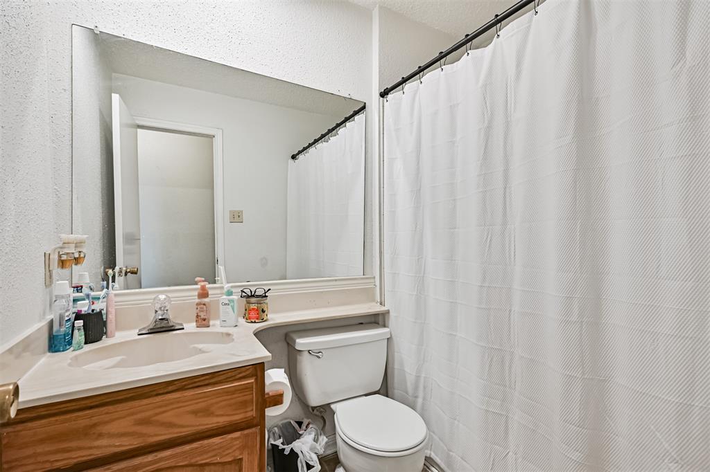 1411 Bayou Glen Drive, La Porte, Texas image 14