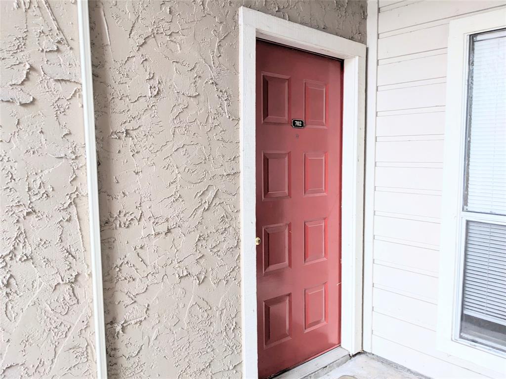10855 Meadowglen Lane 702