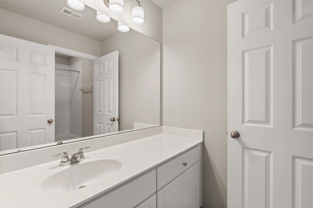2114 Birch Brook Lane, Crosby, Texas image 20