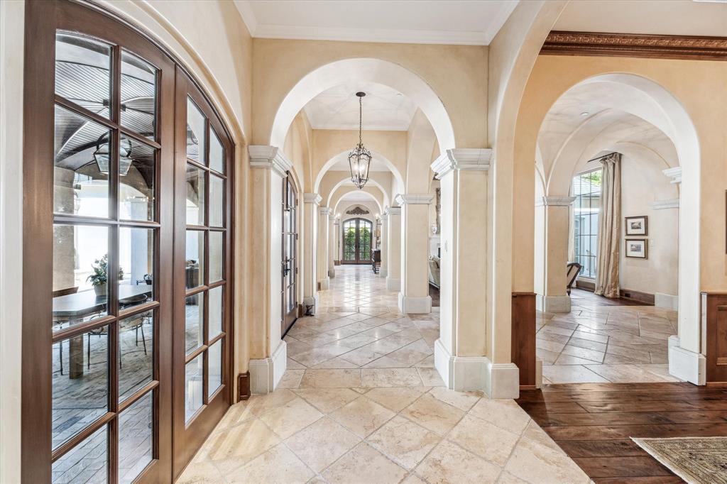 5108 Pine Street, Bellaire, Texas image 9