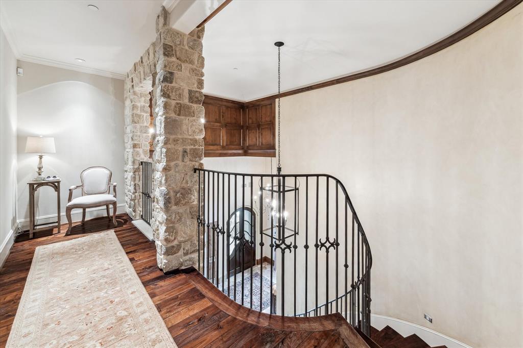 5108 Pine Street, Bellaire, Texas image 32