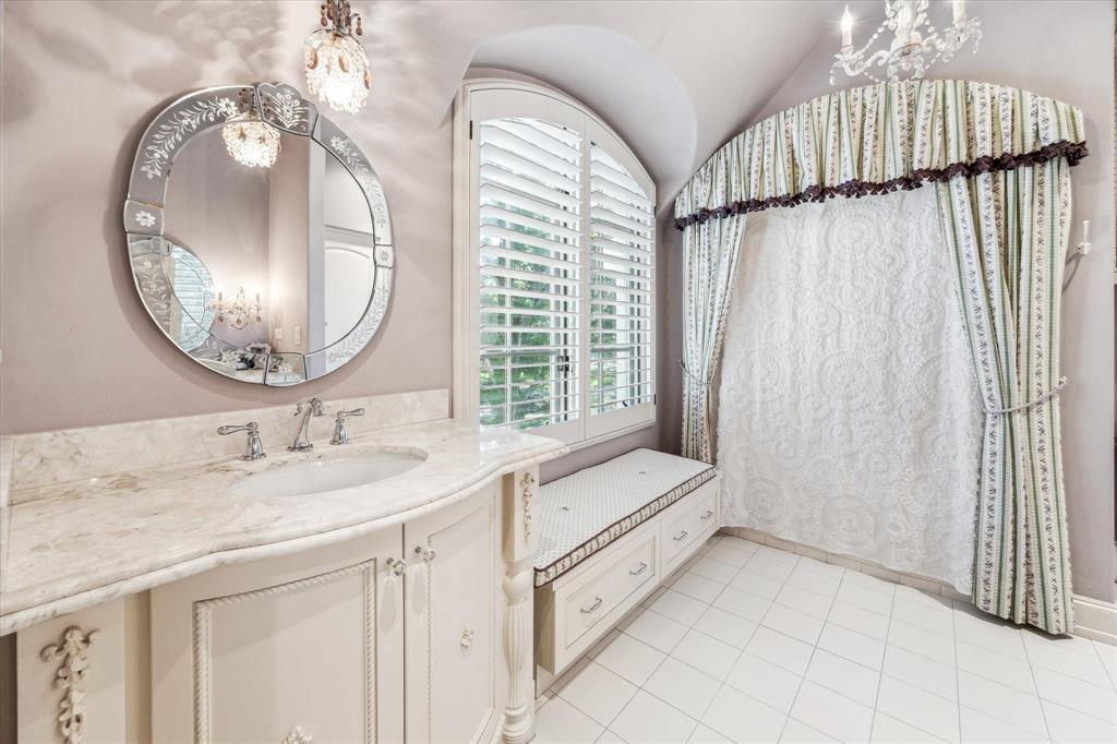 5108 Pine Street, Bellaire, Texas image 34
