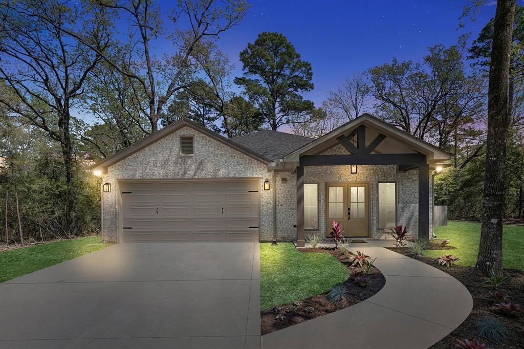 20302 Peach Drive, Huntsville, Texas image 1