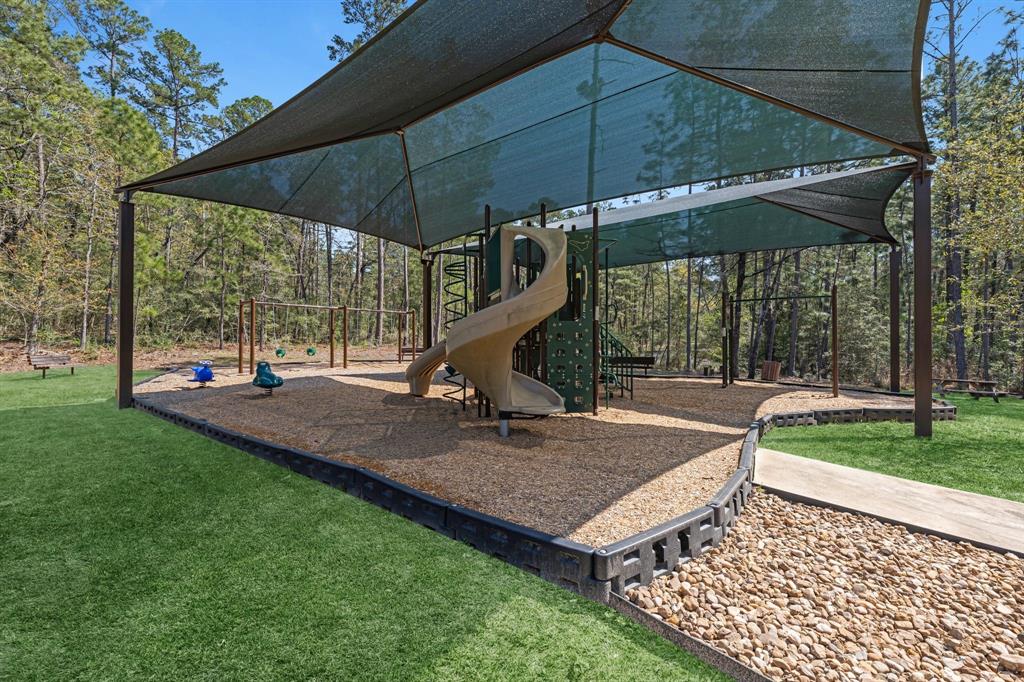 20302 Peach Drive, Huntsville, Texas image 48