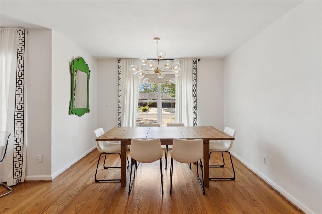 2306 Chantilly Lane, Houston, Texas image 8