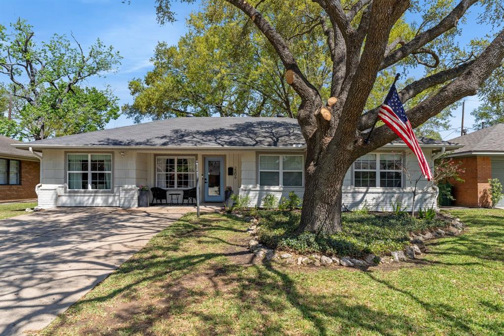 2306 Chantilly Lane, Houston, Texas image 1
