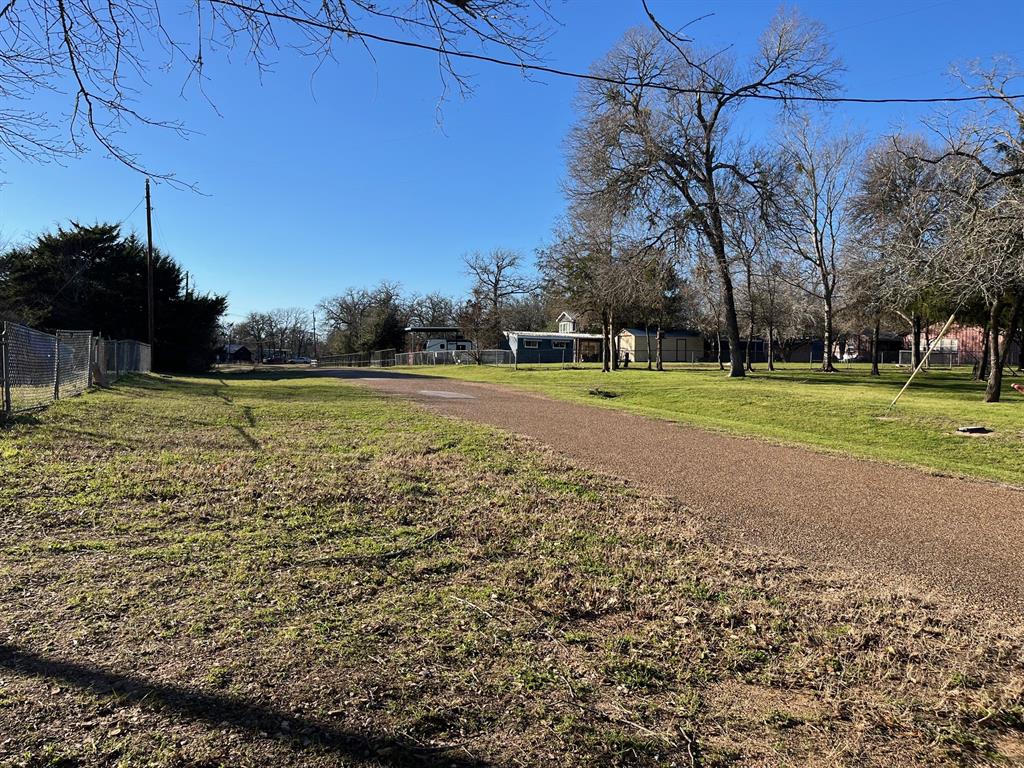 303 Cindy Lane, Somerville, Texas image 15