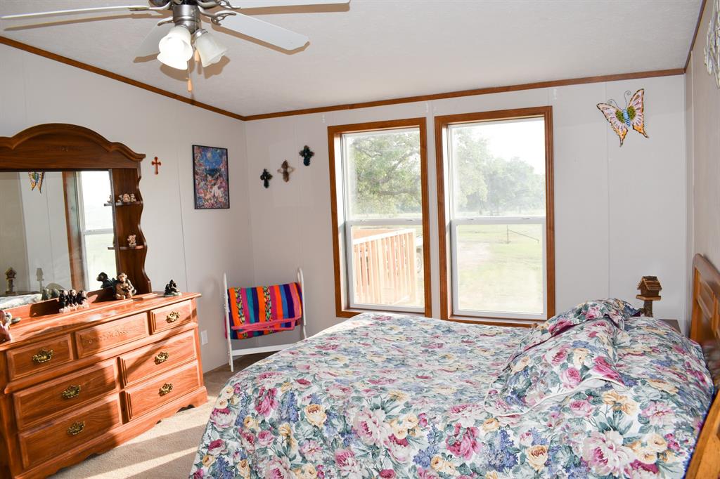 443 County Road 280, Shiner, Texas image 17
