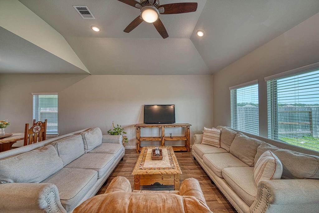 22168 Juniper Crossing Drive, New Caney, Texas image 12