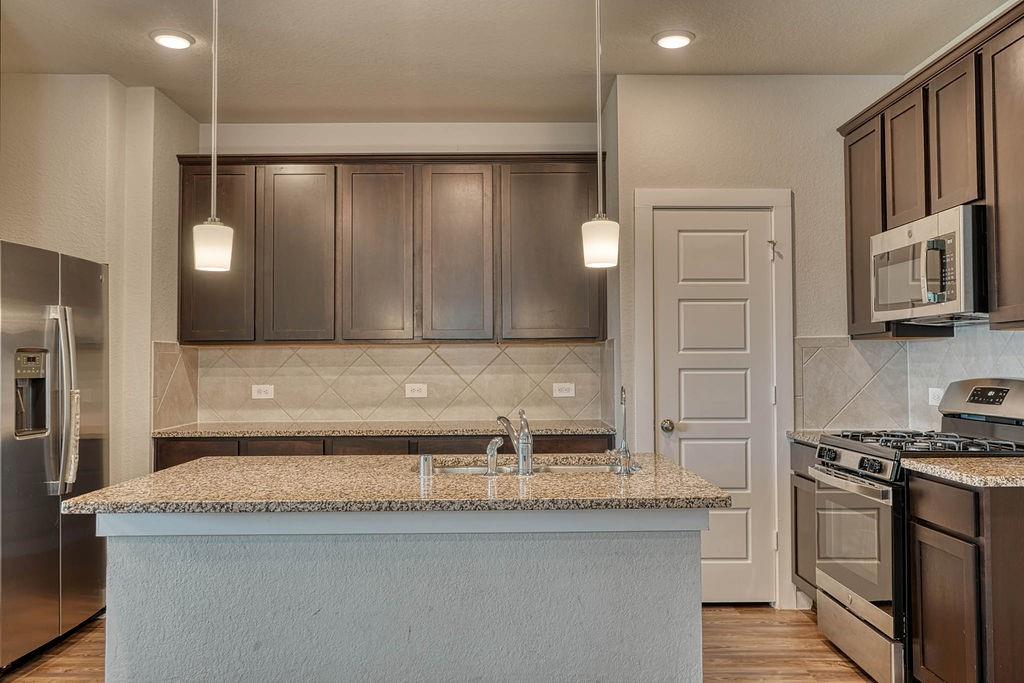 22168 Juniper Crossing Drive, New Caney, Texas image 8