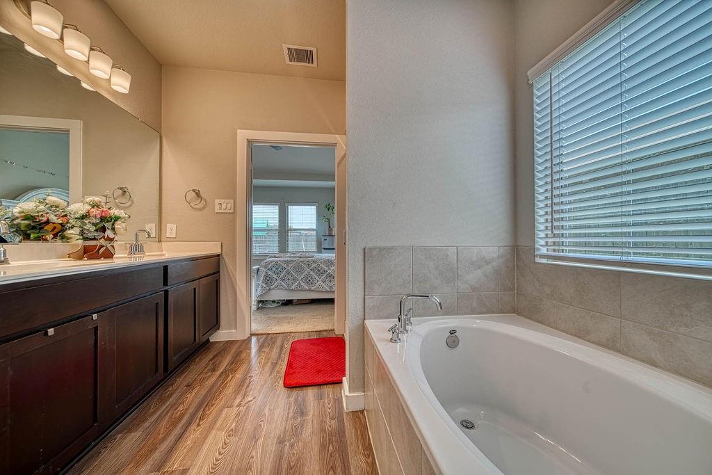 22168 Juniper Crossing Drive, New Caney, Texas image 17