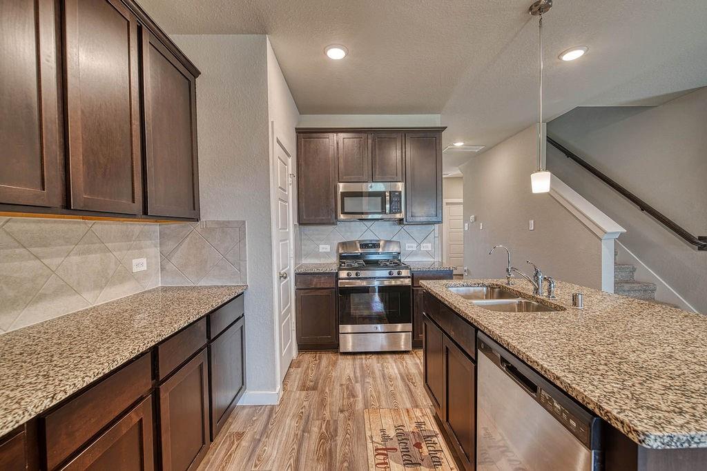 22168 Juniper Crossing Drive, New Caney, Texas image 7