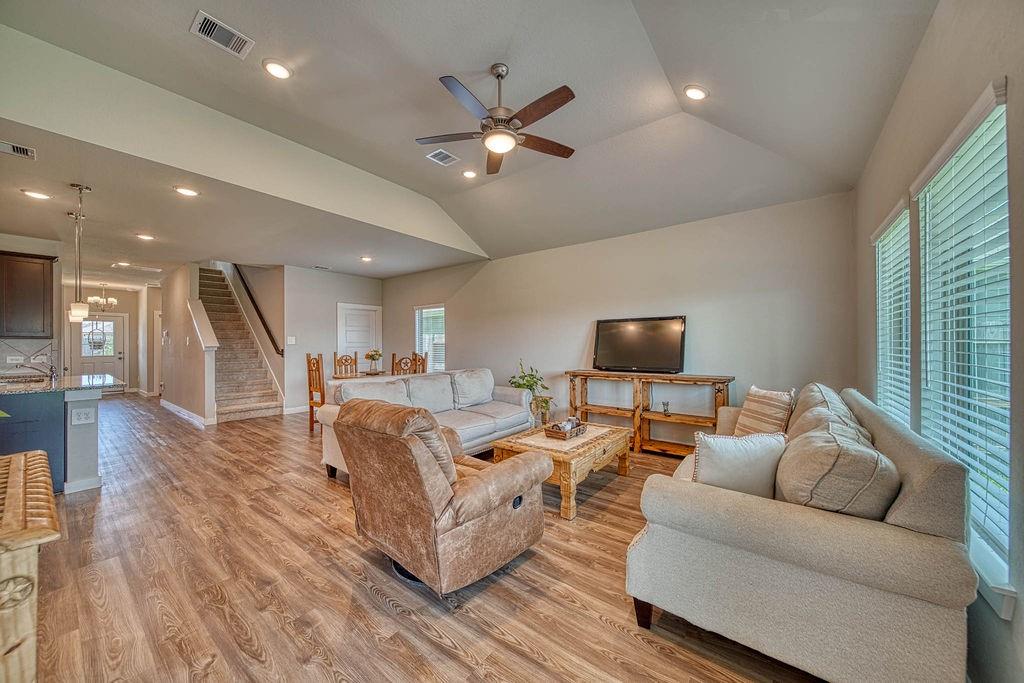 22168 Juniper Crossing Drive, New Caney, Texas image 11