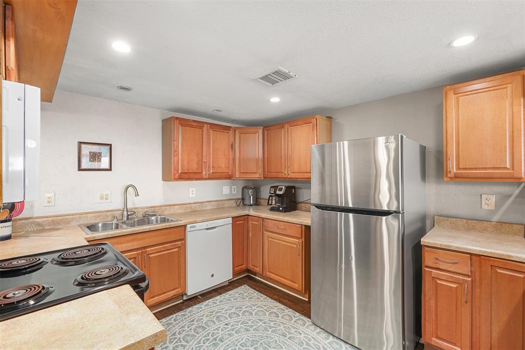 2306 Ave N, San Leon, Texas image 11