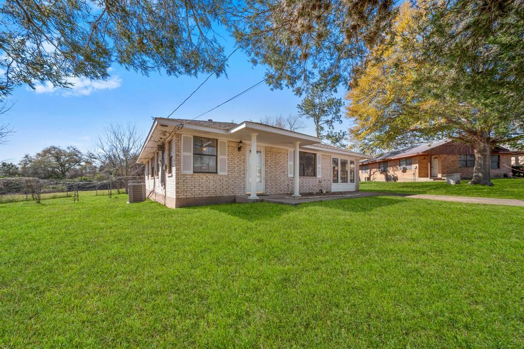 310 Boehm Circle, Brenham, Texas image 23