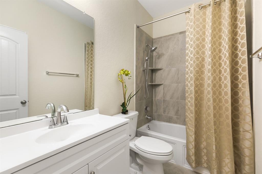 23106 Tindarey Falls Lane, Katy, Texas image 33