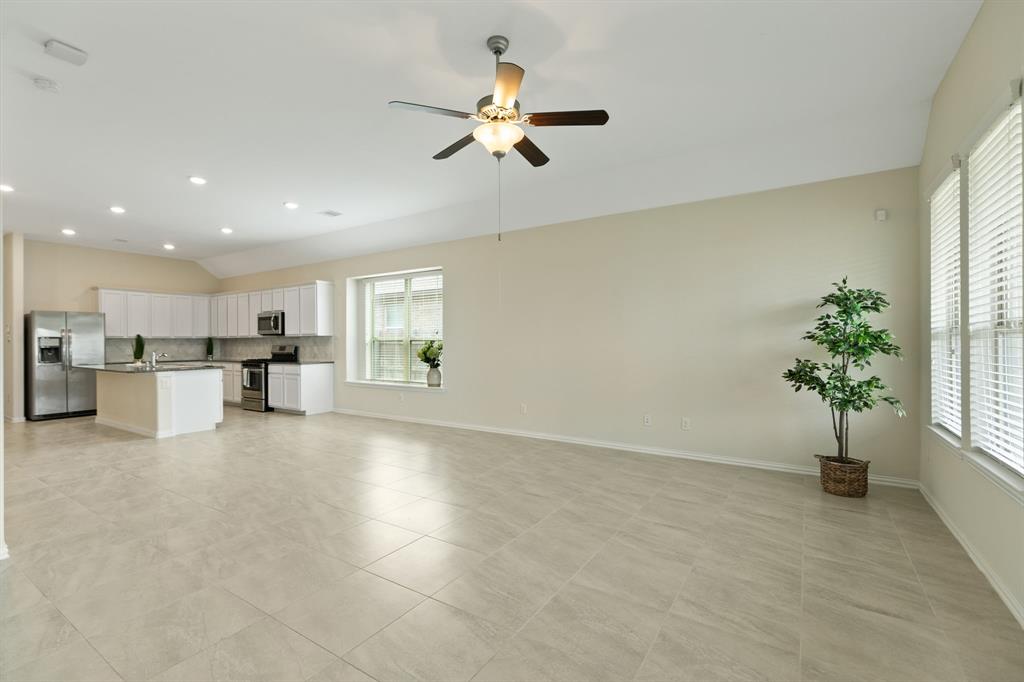23106 Tindarey Falls Lane, Katy, Texas image 23
