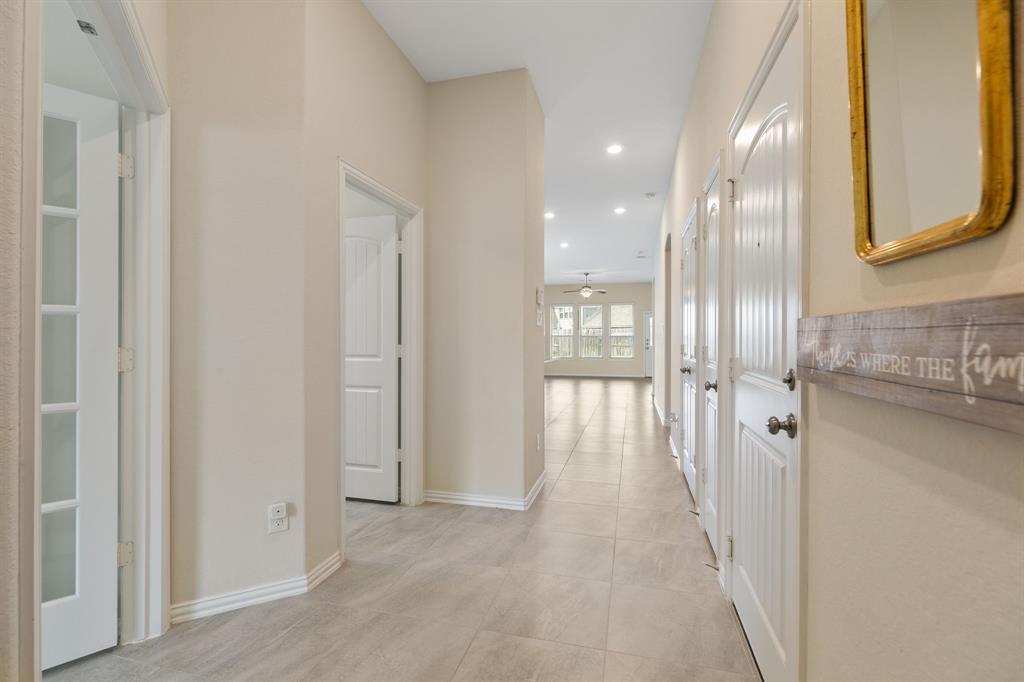 23106 Tindarey Falls Lane, Katy, Texas image 4