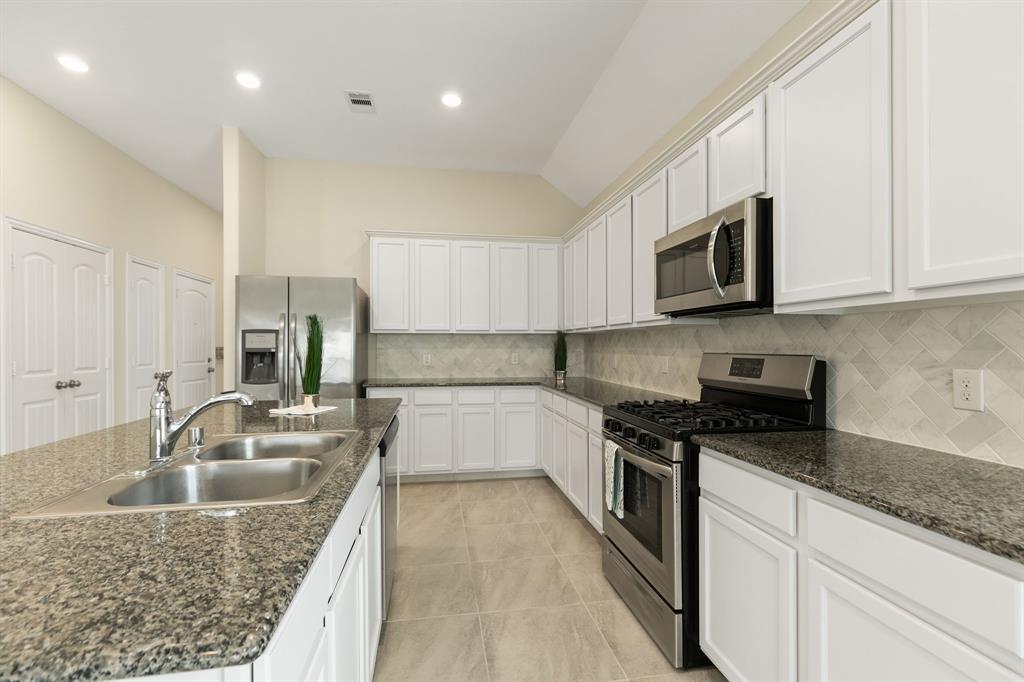 23106 Tindarey Falls Lane, Katy, Texas image 19