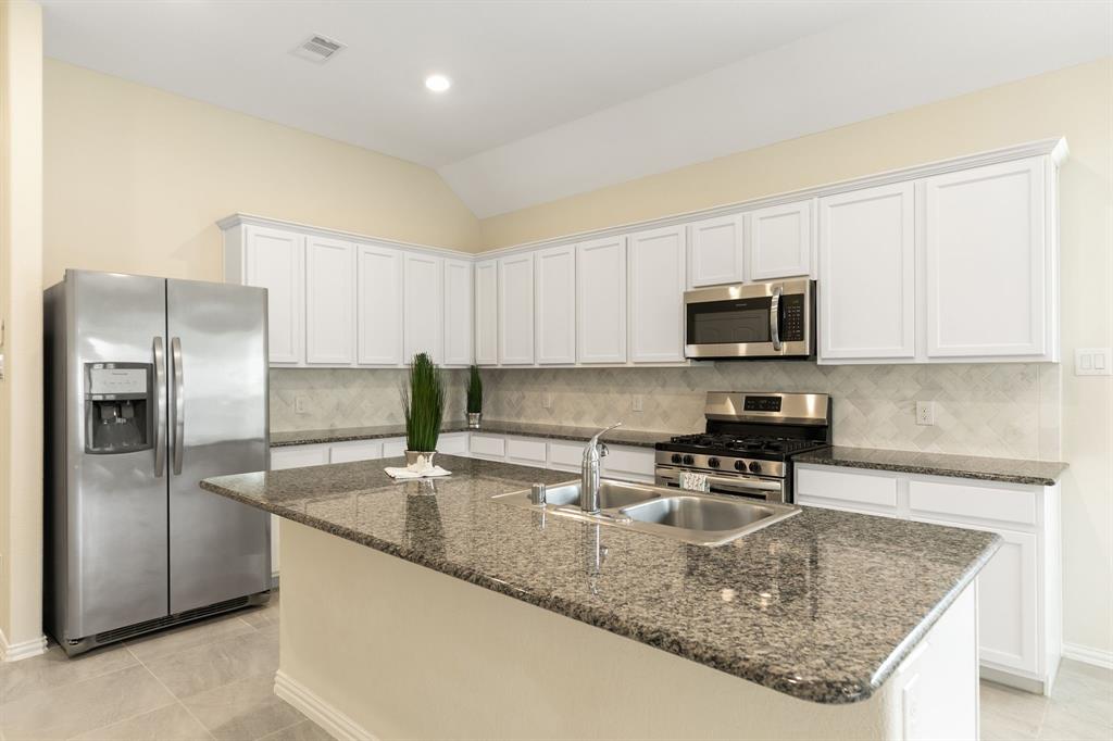 23106 Tindarey Falls Lane, Katy, Texas image 15